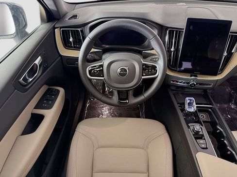 New 2026 Volvo XC60 T8 Plus w/ Protection Package Premier AWD/4WD image 23
