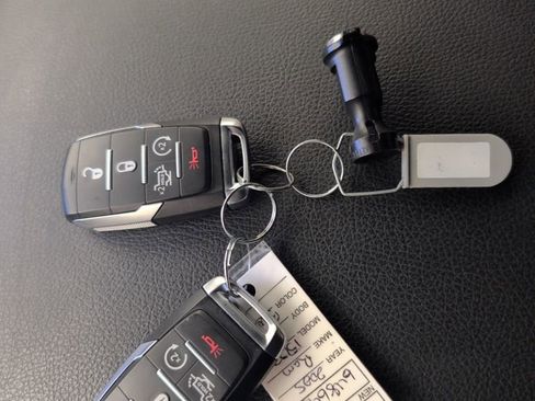 Used 2025 RAM 1500 Big Horn image 46