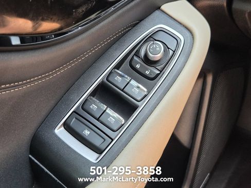 Used 2023 Subaru Outback Limited AWD/4WD image 24