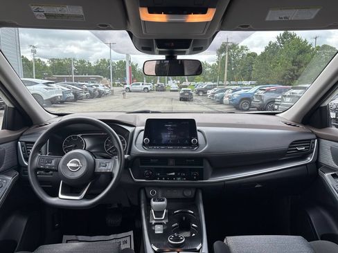 Certified 2023 Nissan Rogue SV AWD/4WD image 14