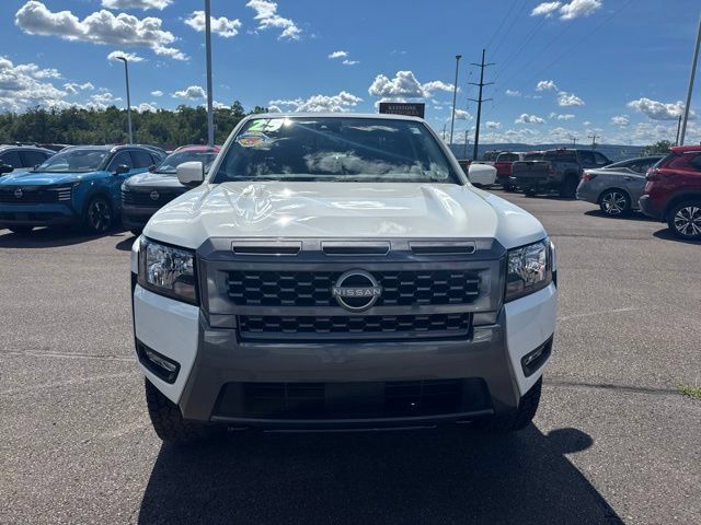 Certified 2025 Nissan Frontier SV w/ SV Convenience Package AWD/4WD image 2