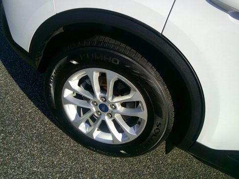 Used 2020 Ford Escape SE FWD image 24