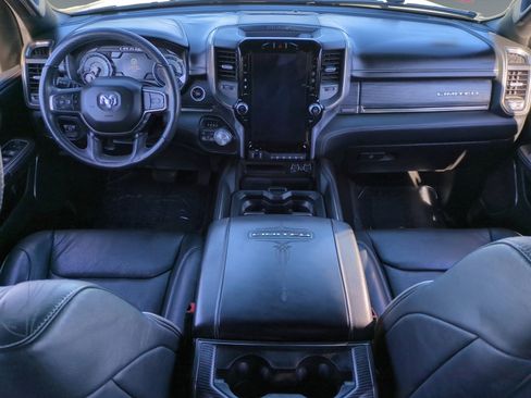 Used 2020 RAM 1500 Limited w/ Body Color Bumper Group image 10