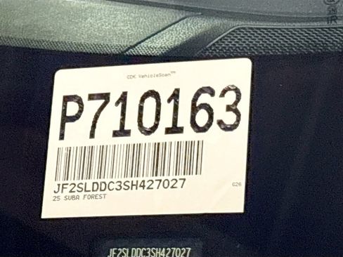 Certified 2025 Subaru Forester Premium AWD/4WD image 26