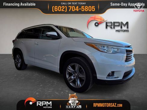 Used 2014 Toyota Highlander Limited Platinum FWD image 26