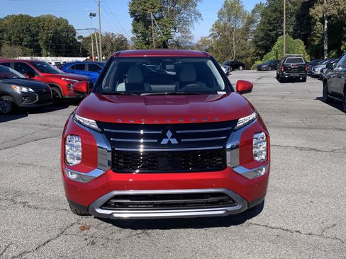 New 2025 Mitsubishi Outlander SE image 7
