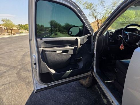 Used 2013 Chevrolet Silverado 1500 LT RWD image 10