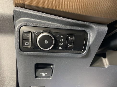 Used 2023 Ford Bronco Outer Banks w/ Sasquatch Package image 17