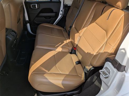 Used 2023 Jeep Wrangler Unlimited Sahara w/ Cold Weather Group image 25