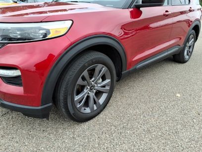 Certified 2023 Ford Explorer XLT w/ Equipment Group 202A