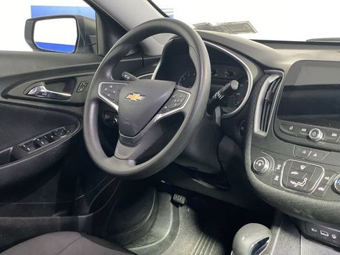 Used 2022 Chevrolet Malibu LS FWD image 10