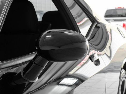 Used 2014 Dodge Challenger R/T image 28