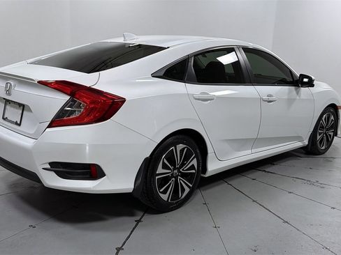 Used 2018 Honda Civic EX-L image 5