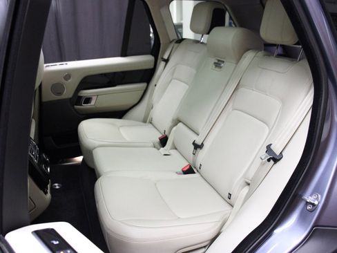Used 2018 Land Rover Range Rover image 36