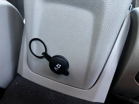 Used 2014 Ford Focus SE FWD image 10