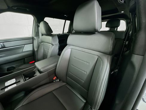 New 2026 Hyundai Santa Fe Calligraphy image 21