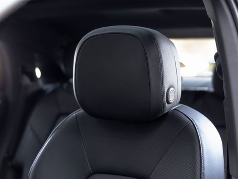 Certified 2026 Porsche Cayenne Coupe AWD/4WD image 27