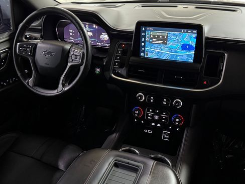 Used 2022 Chevrolet Tahoe RST w/ Luxury Package RWD image 4