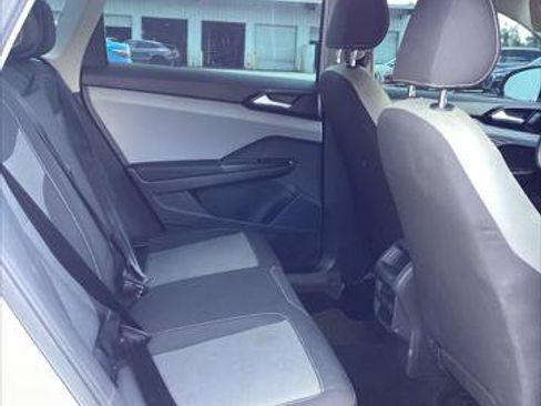 Used 2023 Volkswagen Taos S FWD image 15