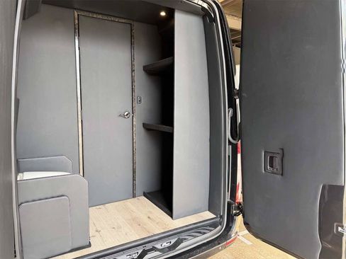 Used 2024 Mercedes-Benz Sprinter 3500 image 15
