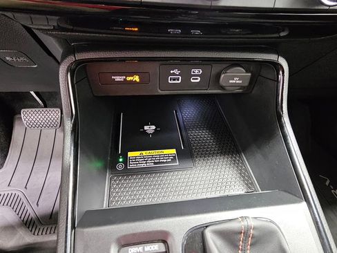 Used 2024 Honda CR-V Sport Touring image 22