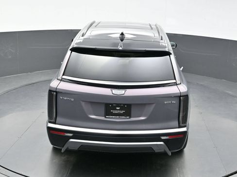 Used 2026 Cadillac Vistiq Luxury AWD/4WD image 53