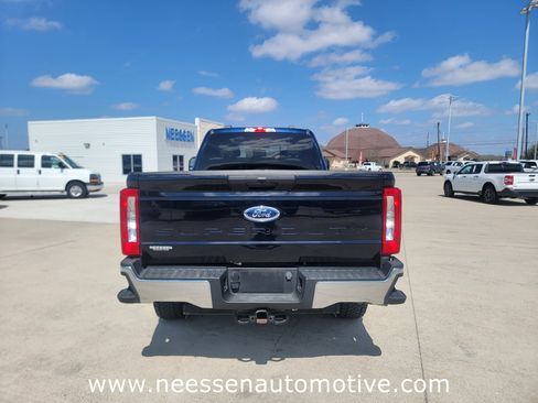 Used 2024 Ford F250 XLT image 6