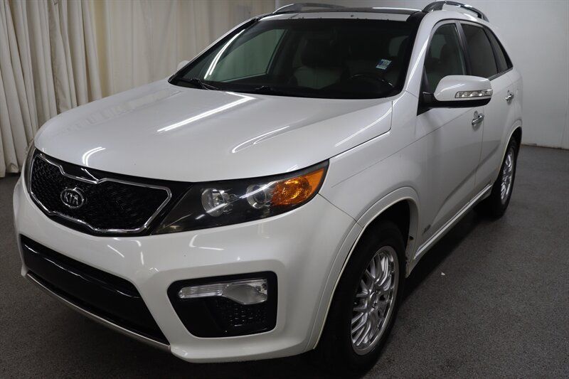 Used 2012 Kia Sorento SX w/ SX Premium Pkg AWD/4WD image 3