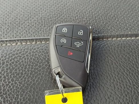 Used 2024 GMC Sierra 1500 Denali w/ Denali Reserve Package image 22