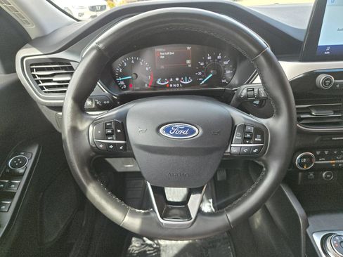 Used 2021 Ford Escape SE w/ Convenience Package AWD/4WD image 16