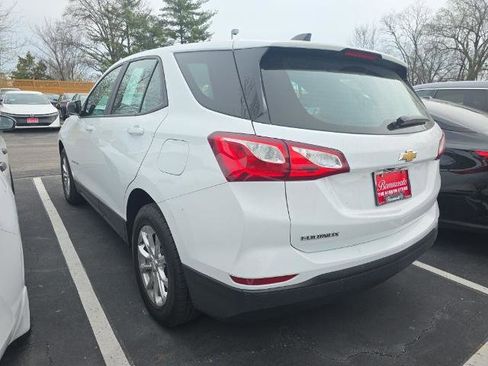 Used 2020 Chevrolet Equinox LS image 5