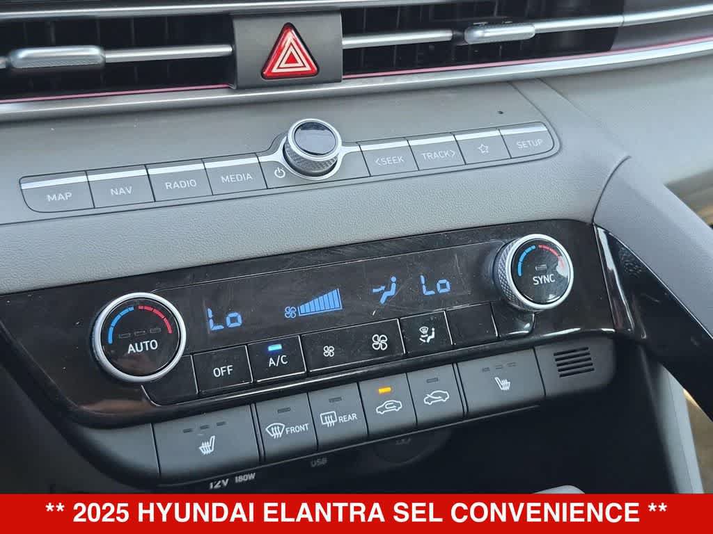 Used 2025 Hyundai Elantra SEL FWD image 30