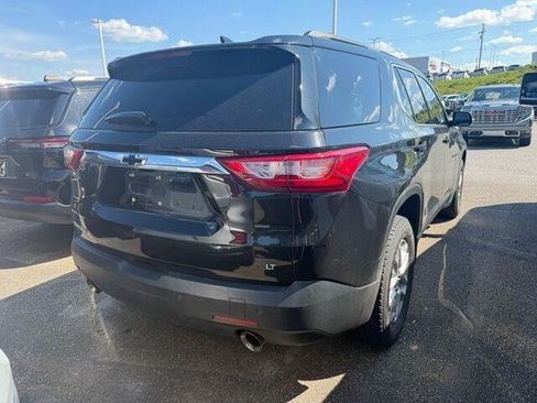 Used 2019 Chevrolet Traverse LT FWD image 3
