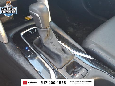 Used 2023 Toyota Corolla Cross XLE FWD image 22