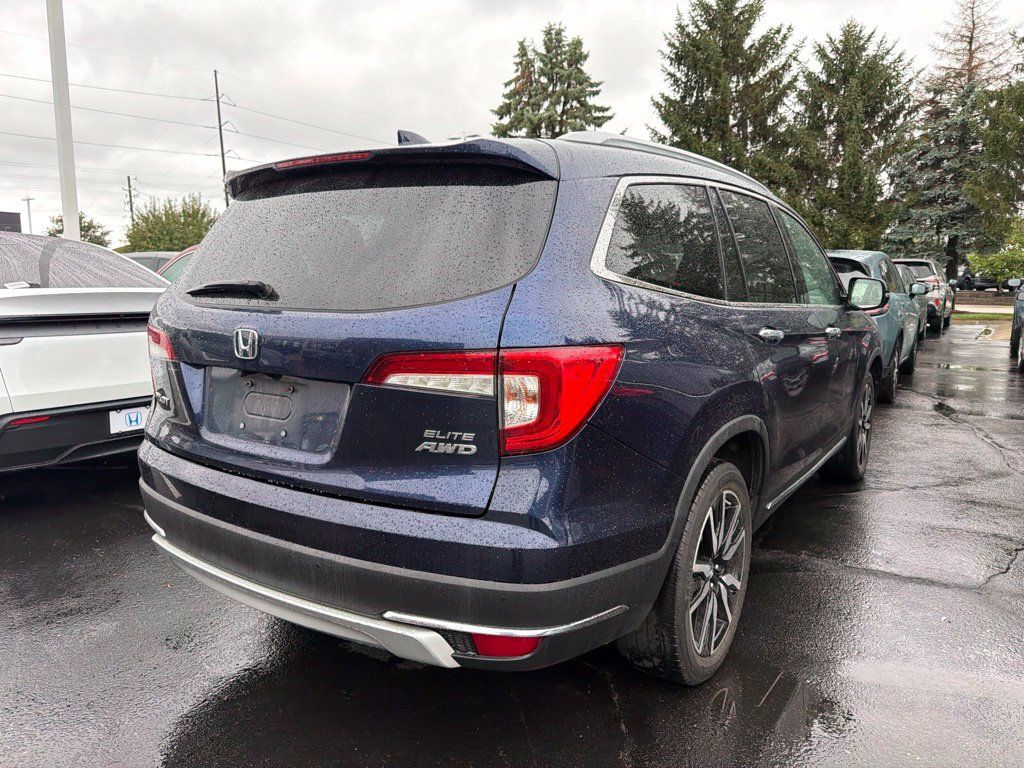 Used 2020 Honda Pilot Elite image 3
