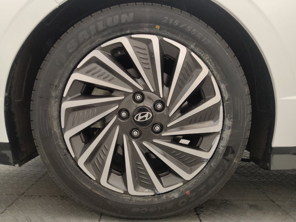 Used 2024 Hyundai Sonata SEL FWD image 31