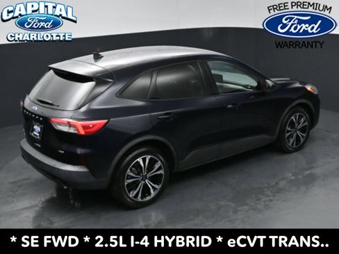 Used 2021 Ford Escape SE w/ SE Sport Appearance Package FWD image 32