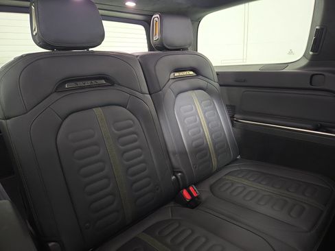 Used 2024 Rivian R1S Adventure AWD/4WD image 25