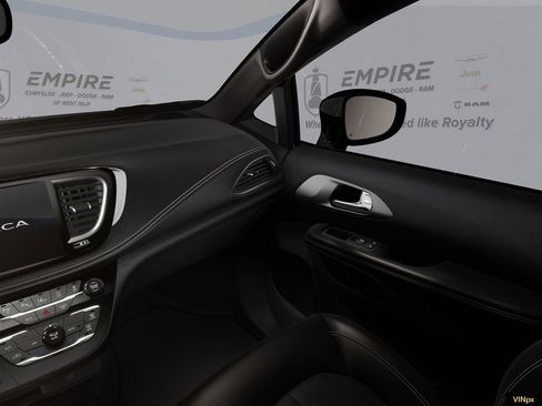 New 2026 Chrysler Pacifica Select image 21