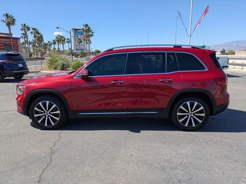 Used 2022 Mercedes-Benz GLB 250 4MATIC image 14