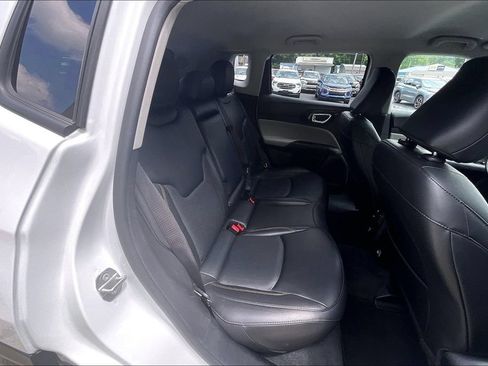 Used 2022 Jeep Compass Limited AWD/4WD image 26