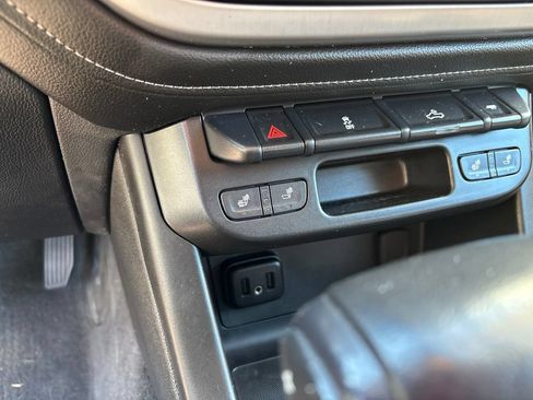 Used 2020 GMC Canyon SLE w/ Elevation Edition AWD/4WD image 33