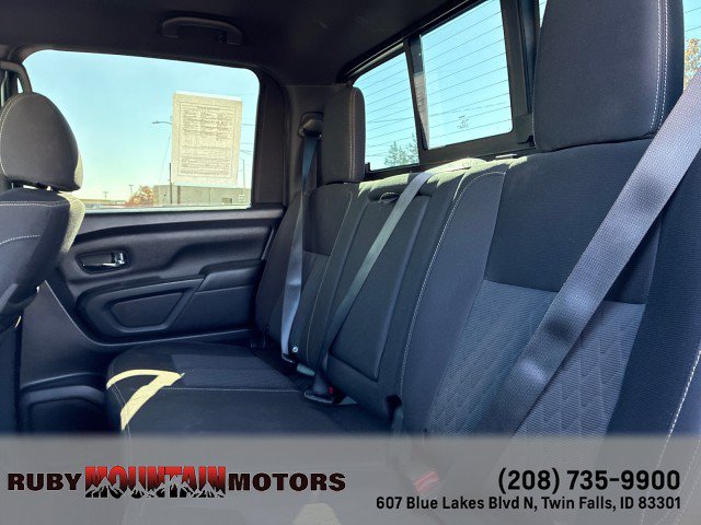 Used 2018 Nissan Titan SV w/ SV Convenience Package AWD/4WD image 25