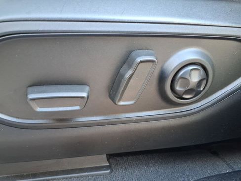 Used 2021 Jeep Grand Cherokee L Limited AWD/4WD image 14