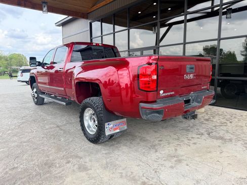 Used 2019 GMC Sierra 3500 Denali w/ Duramax Plus Package AWD/4WD image 7