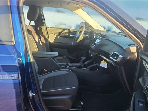 Used 2023 Chevrolet TrailBlazer LT image 13