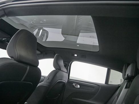 Certified 2023 Volvo C40 P8 Recharge Ultimate AWD/4WD image 21