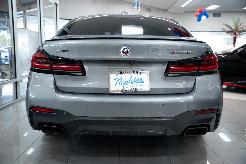 Used 2023 BMW M550i xDrive w/ Executive Package AWD/4WD image 9
