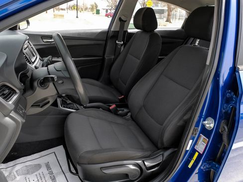 Used 2020 Hyundai Accent SE w/ Cargo Package image 4