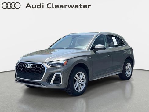 Certified 2023 Audi Q5 2.0T Premium w/ Convenience Package AWD/4WD image 1